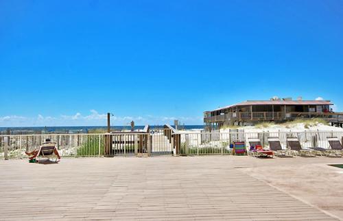 Boardwalk 782 Apartment