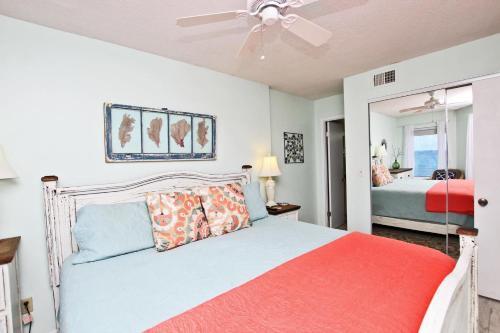 Boardwalk 986 Apartment