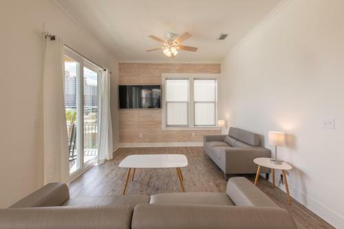 Eastside Cottages B
