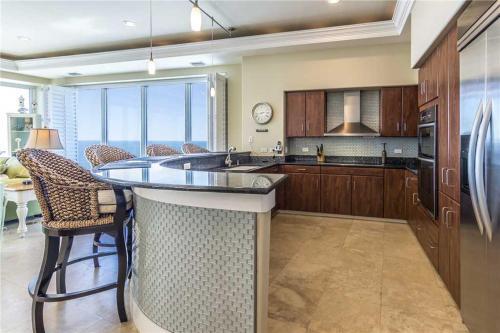 Apartamento Island Tower 2602ph Condo