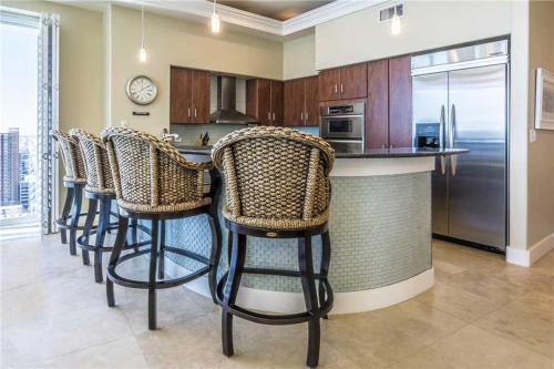 Apartamento Island Tower 2602ph Condo