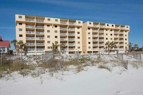 Driftwood Towers 5f