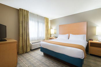 Holiday Inn Express Hotel & Suites Wheat Ridge - Denver West