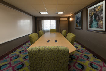 Holiday Inn Express Hotel & Suites Wheat Ridge - Denver West