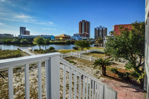 214 Shoreland Home