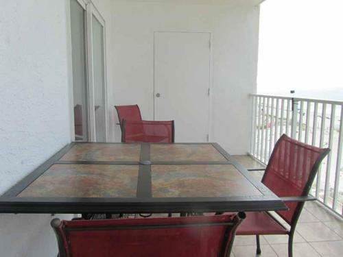 Apartamento Ocean House Unit 1404