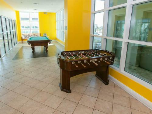 Apartamento Crystal Shores 704 Condo