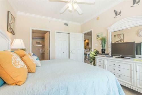 Apartamento Crystal Shores 704 Condo