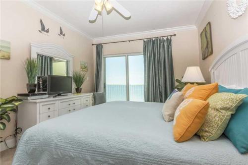 Apartamento Crystal Shores 704 Condo