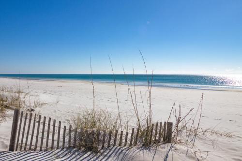 Apartamento West Beach Condo #144037