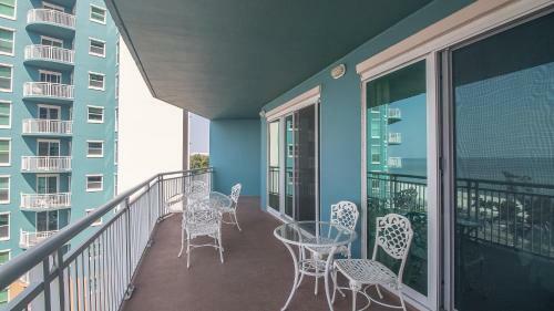 Legacy I 607 - Two Bedroom Apartment