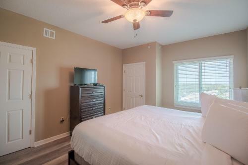 Legacy I 1008 - Three Bedroom Apartment