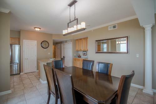Legacy I 1008 - Three Bedroom Apartment