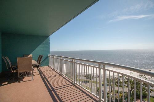 Legacy I 1008 - Three Bedroom Apartment