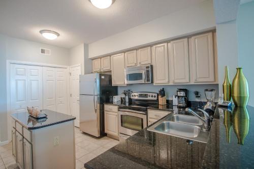Legacy II 902 - Two Bedroom Apartment