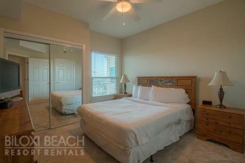 Legacy I 1206 - Two Bedroom Apartment