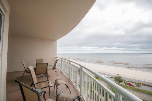 Legacy I 705 - Three Bedroom Apartment