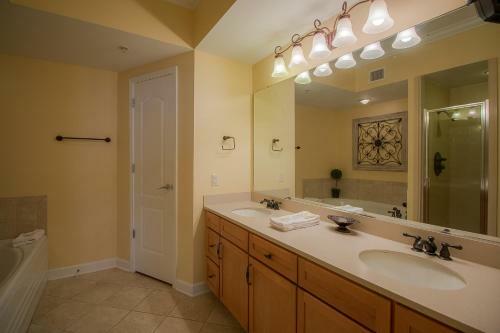 Sienna 1001 - Two Bedroom Apartment