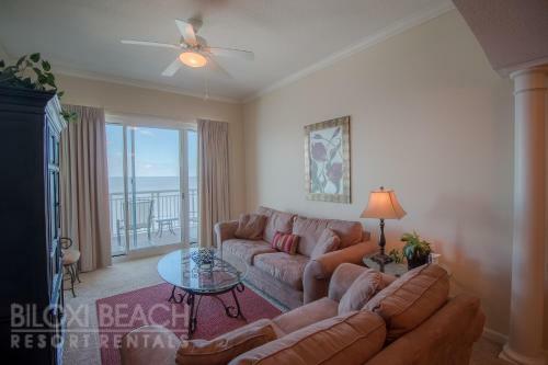 Legacy II 1408 Penthouse - Two Bedroom Apartment