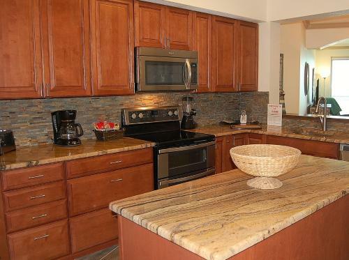 Legacy II 1003 - Two Bedroom Apartment