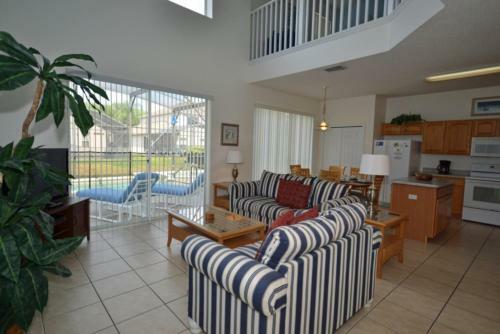 St Kitts Six-bedroom Villa #3106