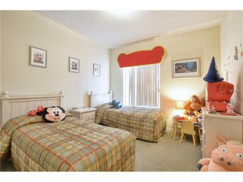 635 Copeland Drive - Four Bedroom Villa