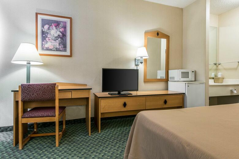Hotel Econo Lodge Airport