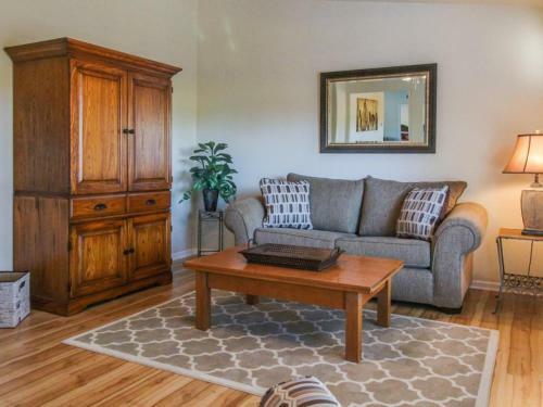 Armida Vineyards Cottage