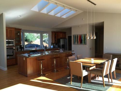 2300 Mill Creek Lane