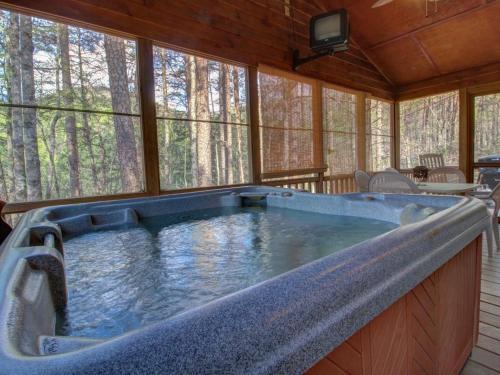 Artisan Hideaway