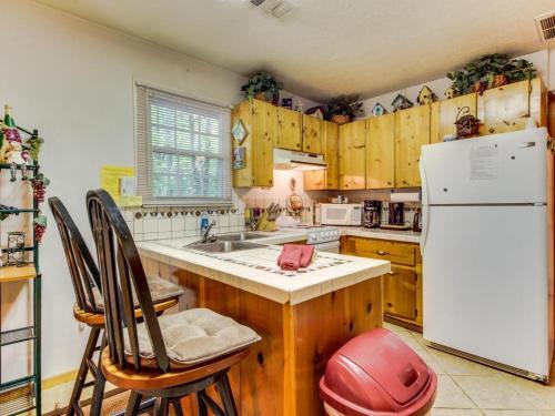 Artisan Hideaway