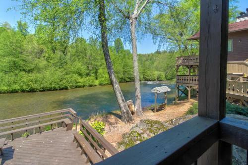 Apartamento Chattahoochee River Edge Condominiums