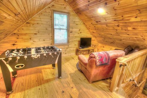 Helen Hideout Cabin