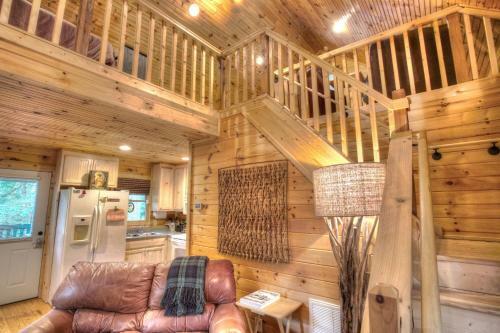Helen Hideout Cabin
