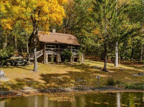 Eagle's Rest Lodge
