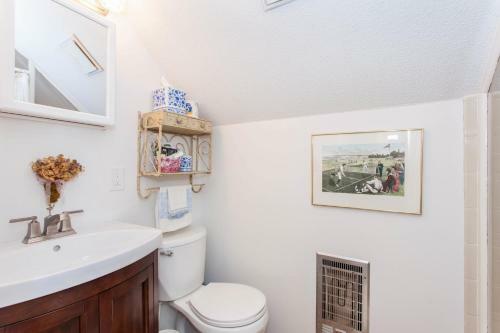 49 Derby Dr W Home