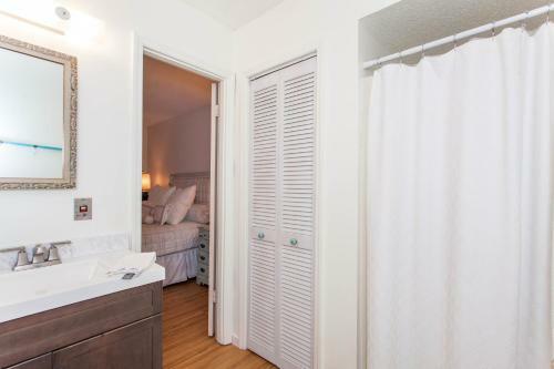 49 Derby Dr W Home