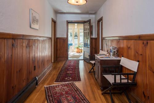 Brightwaters: Verandah