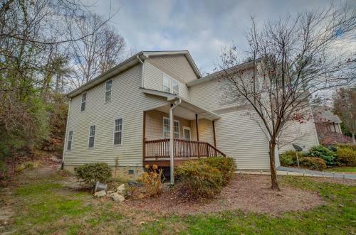 Hendersonville Cottage
