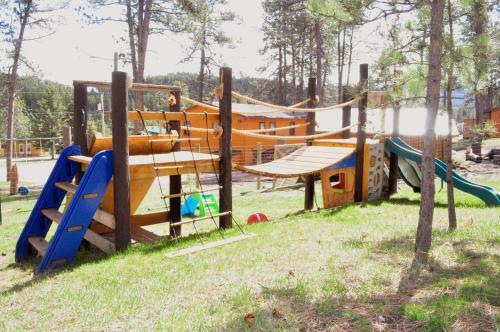 Lodge Restmore Inn & Cabin Rentals