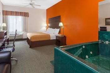 Holiday Inn Express Hotel & Suites Pasadena