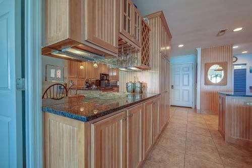 Villa 502 Shorewood