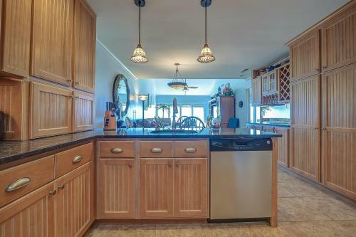 Villa 502 Shorewood