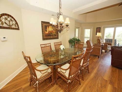 407 Main Sail Villa