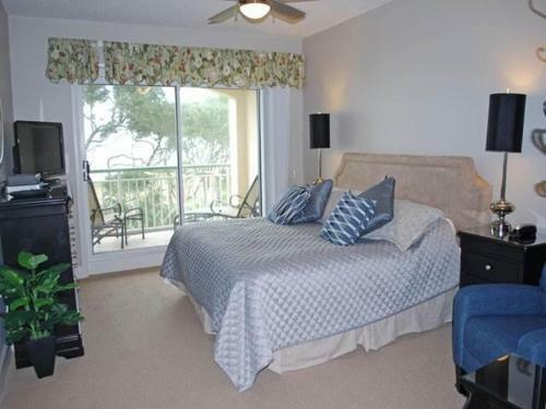 2420 Windsor II Villa