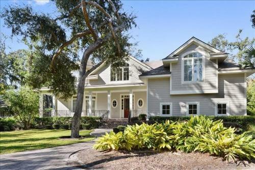 1a Sea Lane Home