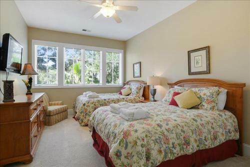 1a Sea Lane Home