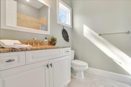 1a Sea Lane Home