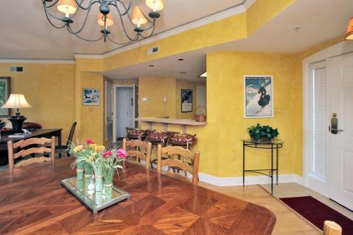 Villa 4506 Windsor Court North