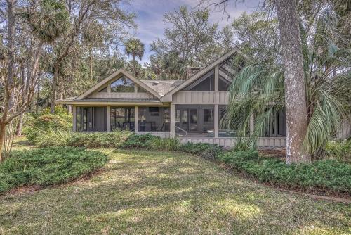 10 Woodbine Home